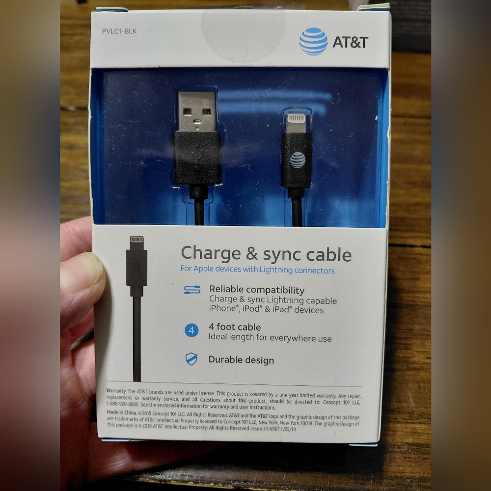 AT&T Charge & Synx Cable BRAND NEW